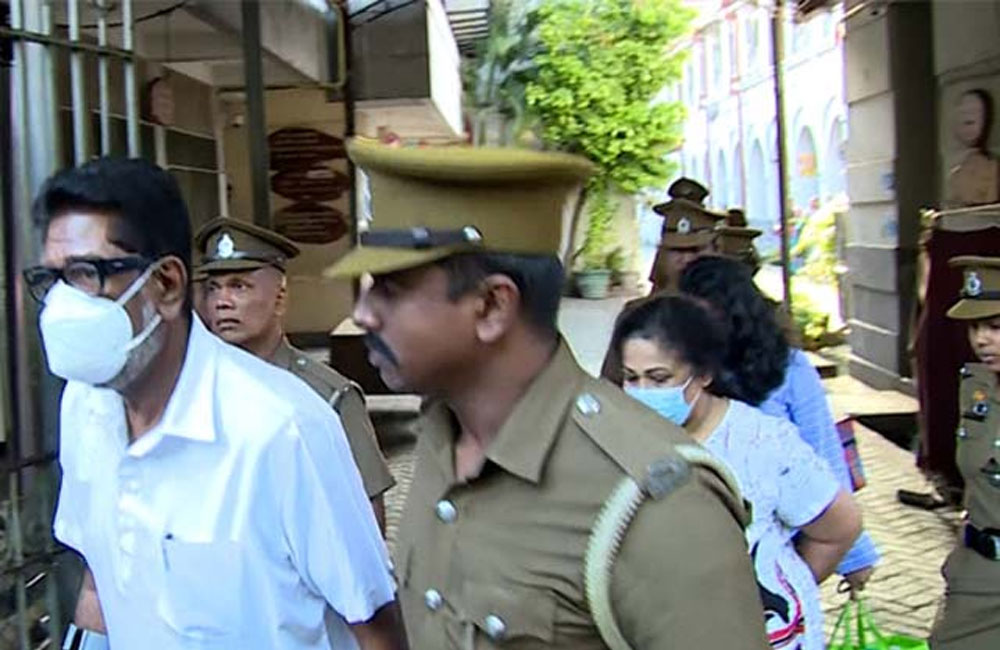 කෙහෙළිය, බිරිඳ සහ දියණිය බන්ධනාගාරයට
