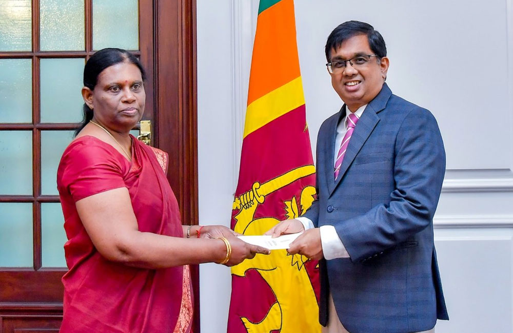 උතුරු පළාත් ප්‍රධාන ලේකම් තනතුරට තනුජා  පත් කරයි